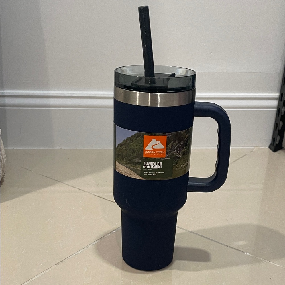 Ozark Trail Navy Tumbler with Handle and Straw